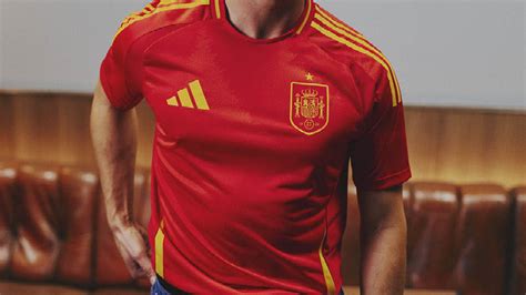 Se ha eliminado la camiseta de local de la Eurocopa 2024 de España la