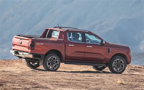 Cuánto cuesta la pick up que destronó a la Toyota Hilux TN