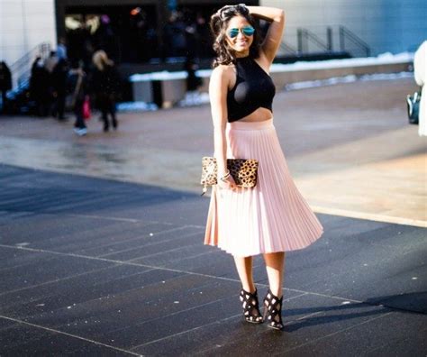 55 Stunning Pleated Skirts For The Fashion Divas