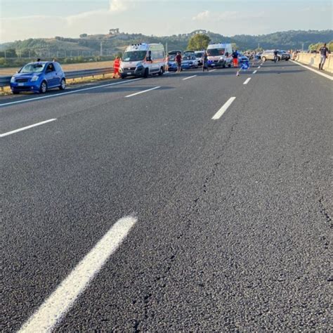 Boom Di Incidenti Stradali In Italia Ventisette Morti Sulle Strade Nel