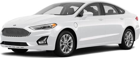 2020 Ford Fusion Plug-in Hybrid Price, Value, Depreciation & Reviews ...