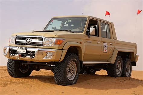 Toyota Land Cruiser 6x6, la bestia definitiva