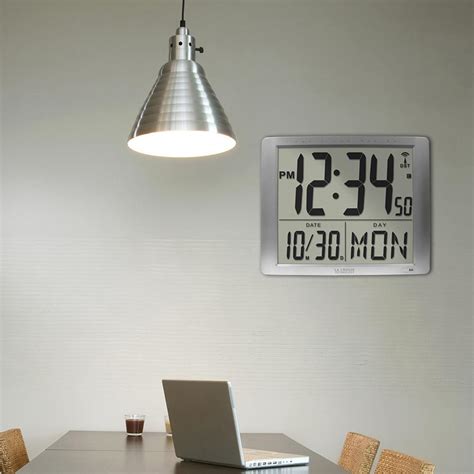 La Crosse Technology 20 In Extra Large Digital Atomic Wall Clock