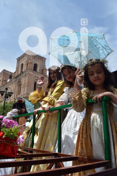 Fotografías Arte cultura y entretenimiento CUENCA DESFILE