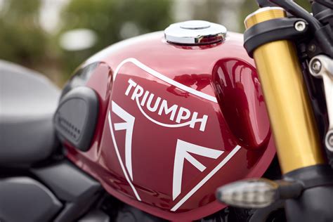 Triumph Dévoile Ses Nouvelles Speed 400 Et Scrambler 400 X