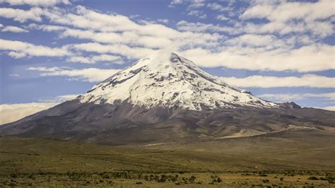 Dónde Se Encuentra La Montaña Más Alta Del Mundo Que Sobrepasa Al