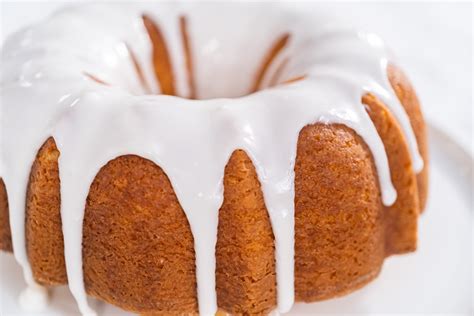 Vanilla Glaze For Bundt Cake Arina Photography