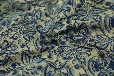 Cream And Blue Cotton Cambric Fabric At Rs 21750 Karam Pura New Delhi Id 2851527451062