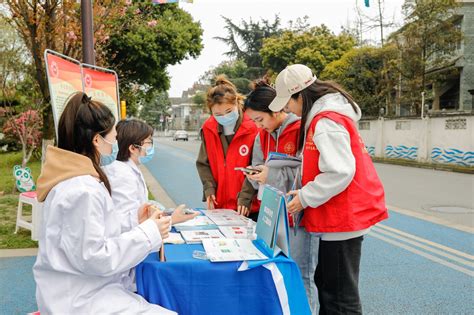 推进“五社联动” 关爱“一小一老” 都江堰市启动社工周主题宣传活动 知乎