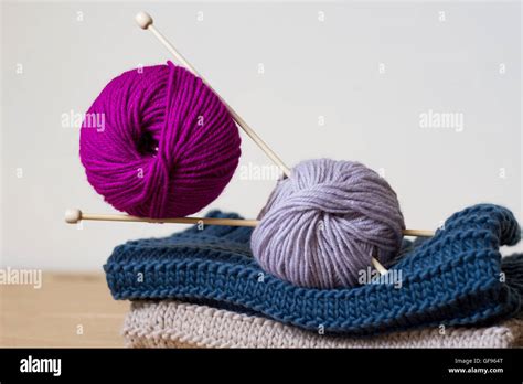 Knitting Wool And Needles Hi Res Stock Photography And Images Alamy