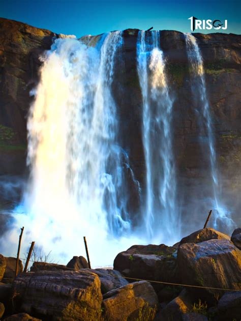 10 Famous Waterfalls in Kerala to Connect Nature - TRISOJ