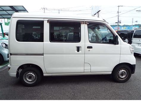 Daihatsu Hijet Cargo Dx Sa Iii White Km Details