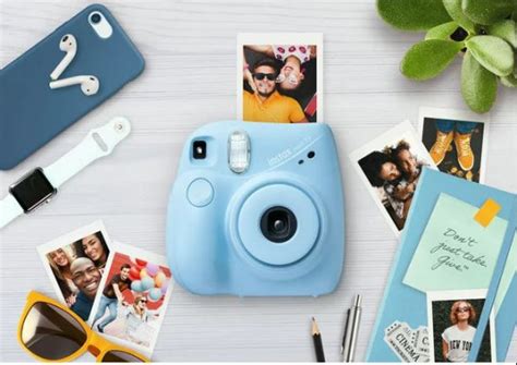 Fujifilm INSTAX Mini 7+ Bundle (10-Pack film, Album, Camera Case, Stickers)