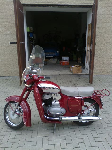 Jawa Panelka Veteran Cs