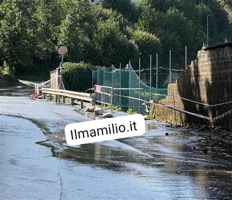 Maltempo A Monte Compatri Crolla Parte Del Muro Di Recinzione Del