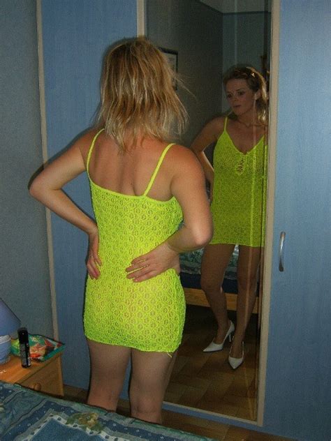 Amateur Photos Hot Blonde Swinger Milf Porn Pic