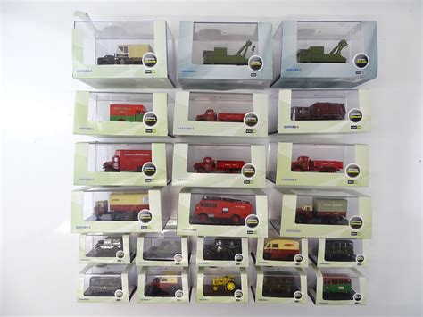 Lot 21 - A group of OXFORD DIECAST 1:76 scale vehicles