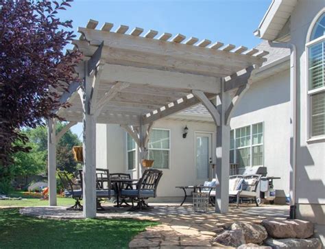 Easily Build A Fast Diy Beautiful Backyard Shade Structure Pergola Rustic Pergola Pergola