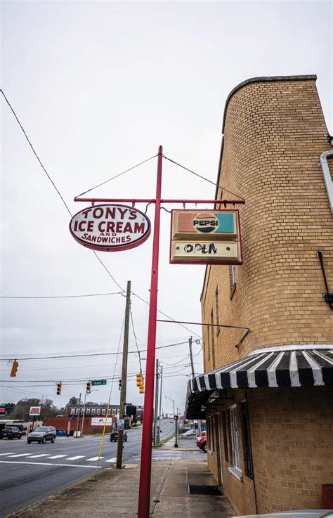 Tonys Ice Cream Exterior Southpark Magazine