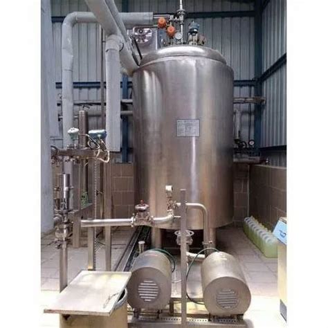 Stainless Steel Chemical Reactor Storage Capacity 1000 L Material