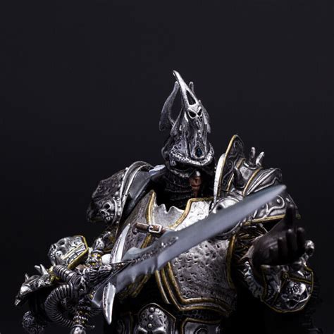 World Of Warcraft Wow Deluxe Collectible Figure The Lich King Arthas