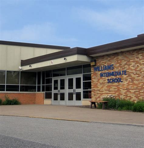 Williams Intermediate School - Davenport, Iowa - IA - School overview