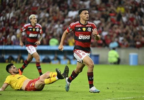 Escalação do Flamengo Victor Hugo é a novidade para pegar o Athletico PR