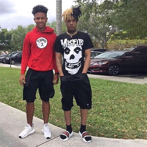 XXXTentacion Outfit from August 17, 2017 | WHAT’S ON THE STAR?