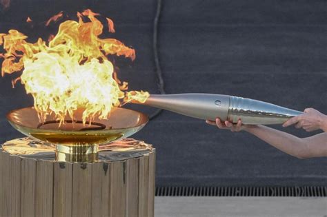 Jo 2024 Où Se Trouve La Flamme Olympique Ce Samedi 15 Juin Sport