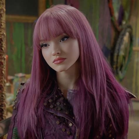 Pin By Bitiz Morningstar On Descendentes Mal Descendants Dove