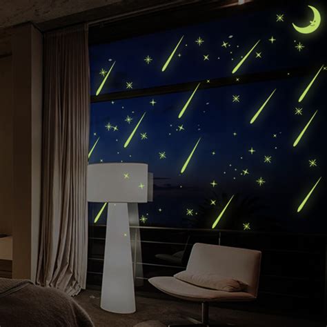 Sticker phosphorescent lune et 30 étoiles filantes stickers STICKERS