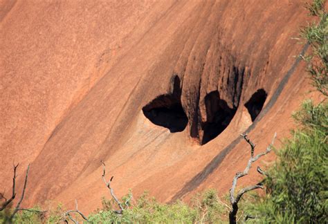 Caves Ayers Rock Uluru Kata Tjuta Nt Central Australia Des Flickr