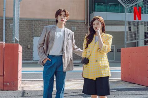 Mỹ nam hot nhờ cảnh nóng gây sốc trong rác phẩm top Netflix lần từ chối HYPE táo bạo tuyên