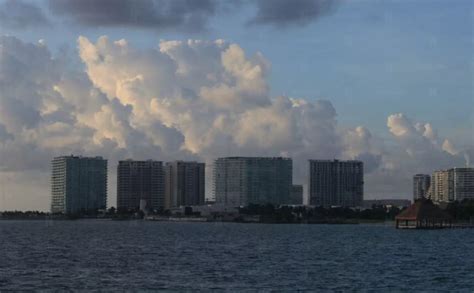 Clima en Cancún pronostican cielo nublado en la Península de Yucatán