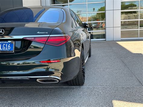 22 Inch Vossen Hf 8 Gloss Black On A 2023 Mercedes Benz S580 Element