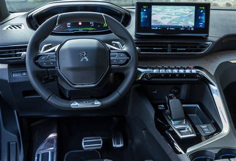 Peugeot 3008 Dimensioni Interni Motori Prezzi E Concorrenti