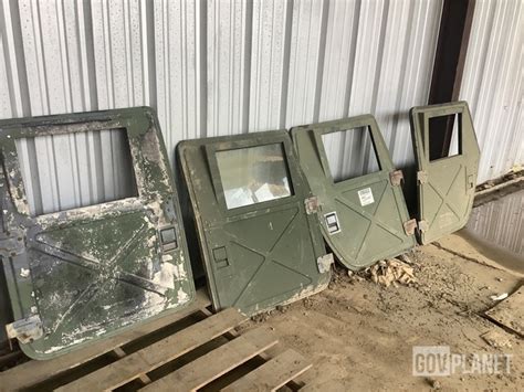 Surplus 4 Hmmwv Humvee Doors In Hooks Texas United States