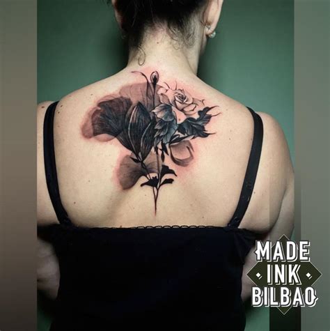 Tatuaje Cover Espalda Flores Made Ink Bilbao