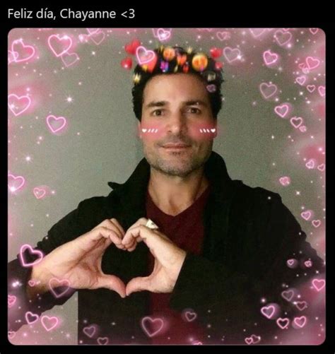 Chayanne Es Felicitado En Redes Por Ser El Papacito De Todos Estos