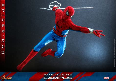 D23 Exclusive Avengers Campus Spider Man Figure By Hot Toys