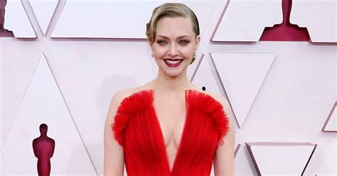 Amanda Seyfried Did Uncomfortable Nude Scenes At Age As She Wanted