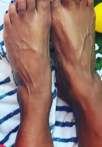 Hot Sexy Kristen Ariza Bikini Pics