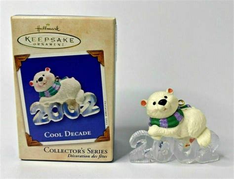 2002 Hallmark Cool Decade Polar Bear Ornament U60 8016 Gem