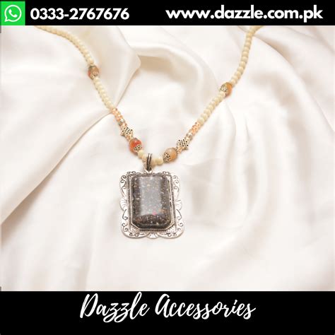 Natural Gem Pendant Dazzle Accessories