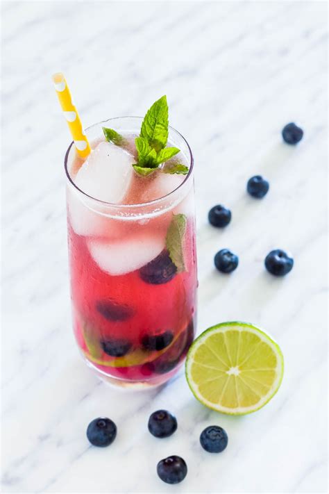 Refreshing And Simple Blueberry Mojito Recipe Made With 6 Ingredients Fresh Blueberries Mint