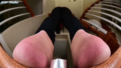 Bri Giantess Gigantic Crush Part Mov Amateur Soles Giantess And Footjobs Clips Sale