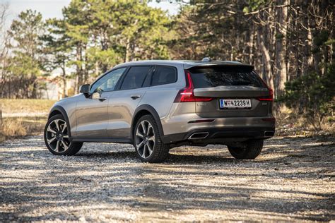 2018 Volvo V60 Cross Country Awd D4 Test Review Autofilou