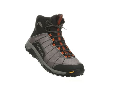 Simms Flyweight Wading Boots - Vibram Sole – Red's Fly Shop