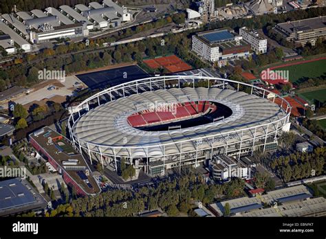 Mercedes Benz Arena Stuttgart Fotos Und Bildmaterial In Hoher