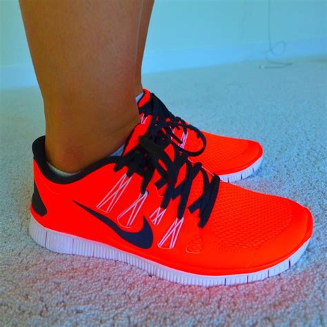 Nike Neon Orange Sneakers Ooo La La Some Like It Brightneon Pinterest